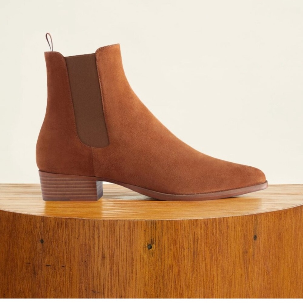 🔥🔥🔥New Jack Erwin Robbie Tan Suede Women’s Chelsea Boots Size: 8